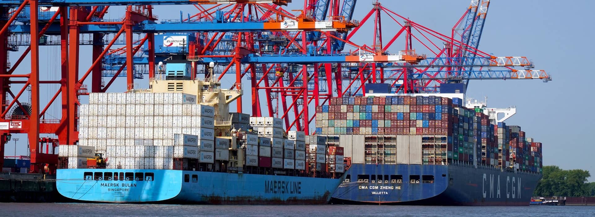 Container ships at the harbour | LGI