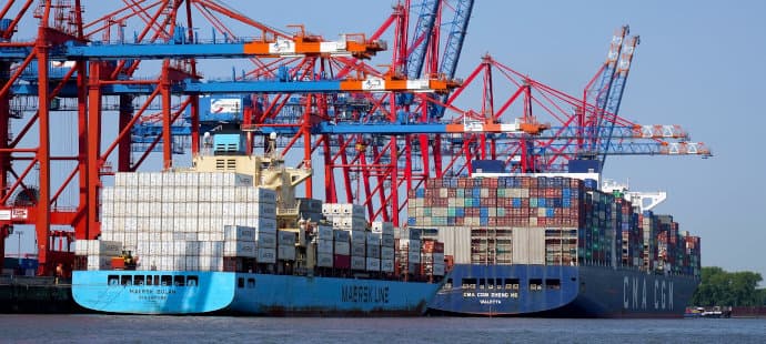 Container ships at harbour | LGI